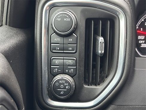 Used 2022 Chevrolet Silverado 1500 LTZ image 31