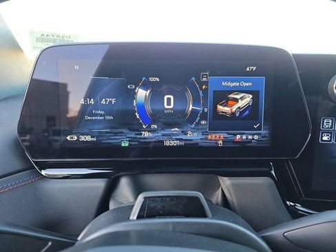 Used 2025 Chevrolet Silverado EV RST image 19