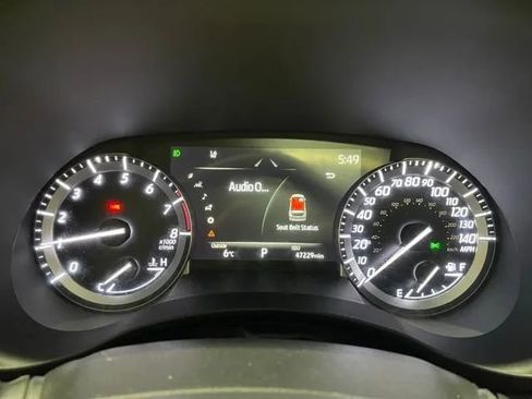 Used 2022 Toyota Highlander XLE image 17