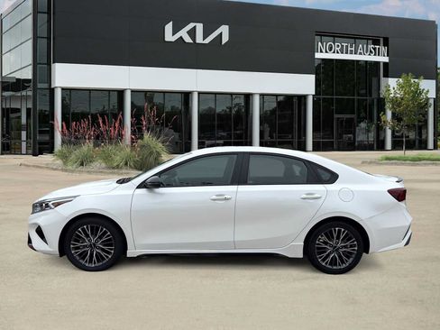 Used 2023 Kia Forte GT-Line FWD image 4