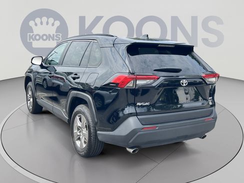 Used 2025 Toyota RAV4 XLE AWD/4WD image 4