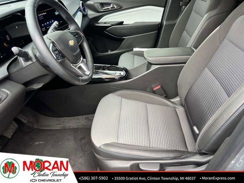 Certified 2024 Chevrolet Trax LT w/ Driver Confidence Package image 17