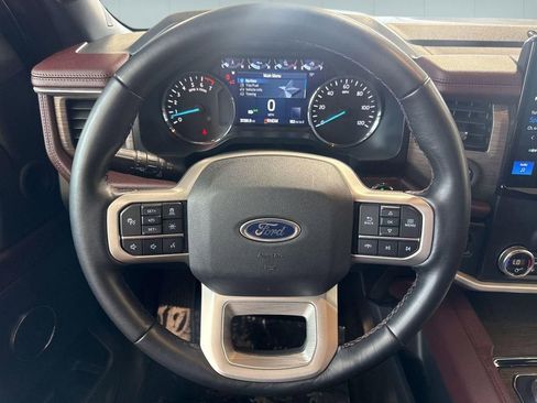 Used 2023 Ford Expedition Limited AWD/4WD image 19