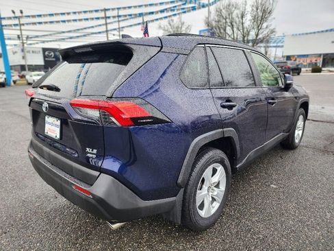Used 2019 Toyota RAV4 XLE image 5
