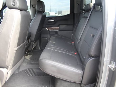 Used 2020 Chevrolet Silverado 1500 RST image 4