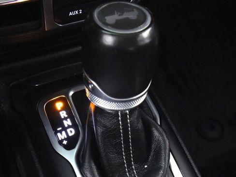 Used 2022 Jeep Wrangler Unlimited Sahara AWD/4WD image 28
