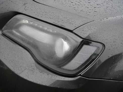 Used 2022 Chrysler 300 Touring w/ Sport Appearance Package image 16