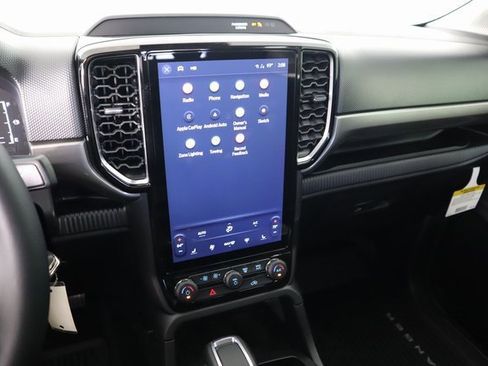 New 2025 Ford Ranger XLT w/ Equipment Group 301A High image 19