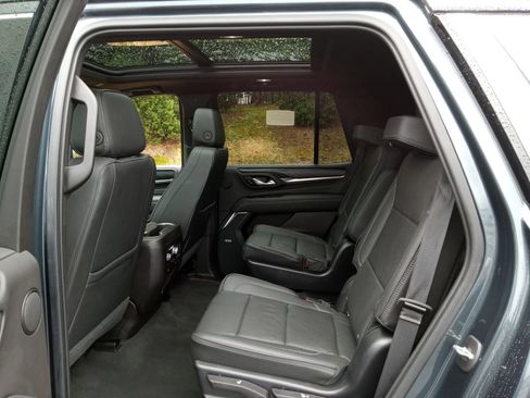 Used 2021 GMC Yukon Denali w/ LPO, Illumination Package image 25