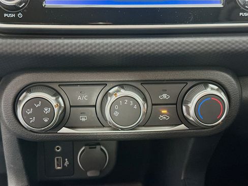 Used 2024 Nissan Kicks S image 22