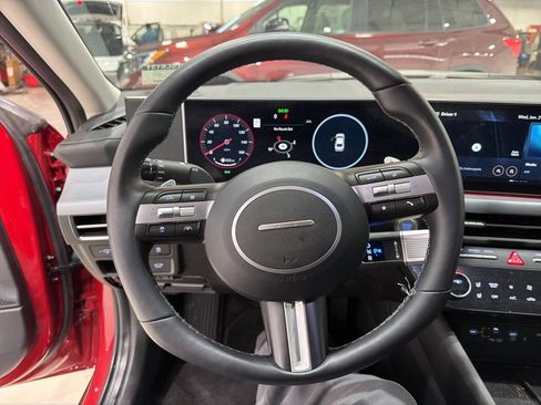 Certified 2025 Hyundai Sonata Limited image 18