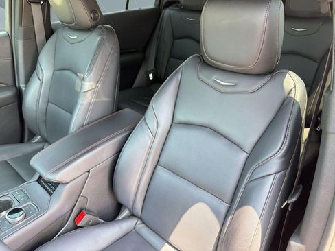 Used 2022 Cadillac XT4 Sport w/ Comfort Package FWD image 23