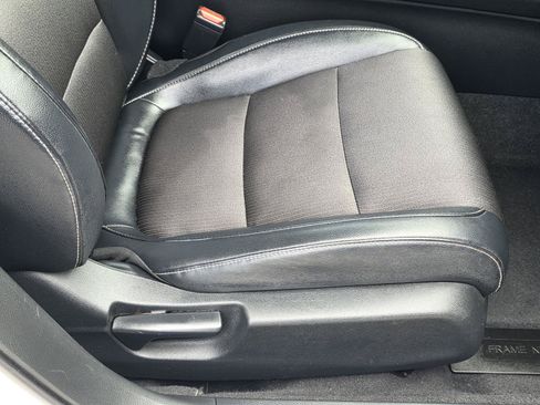 Used 2018 Honda Accord Sport image 17