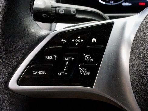 Used 2025 Mercedes-Benz GLB 250 GLB 250 image 27