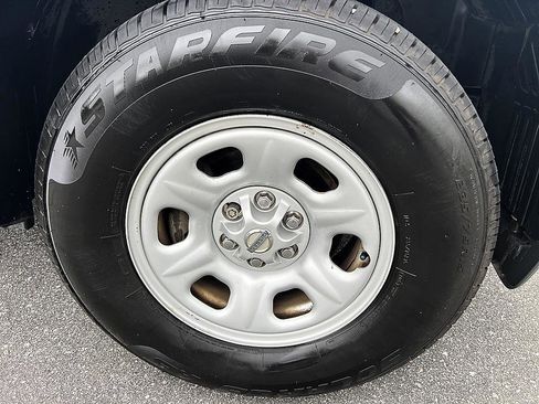 Used 2014 Nissan Frontier S RWD image 12