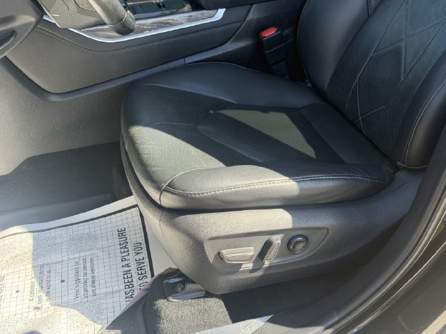 Used 2020 Toyota Highlander Platinum FWD image 15