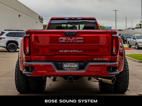 Used 2022 GMC Sierra 3500 Denali image 8