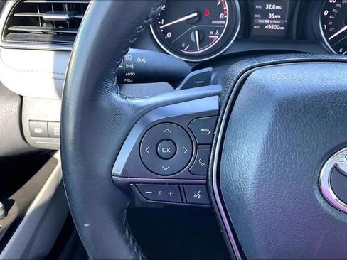 Used 2024 Toyota Camry SE image 16