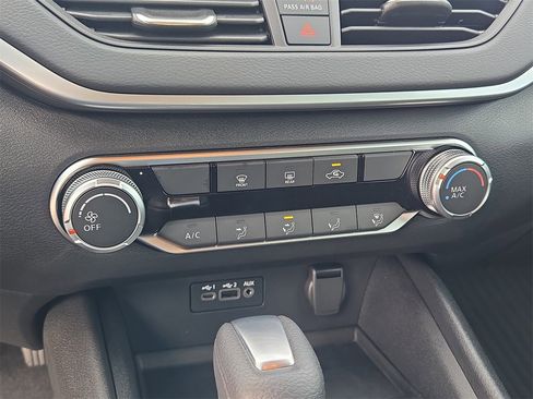 Used 2025 Nissan Altima 2.5 S image 20