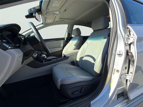 Used 2018 Hyundai Sonata Limited w/ Limited Ultimate Package 03 image 2