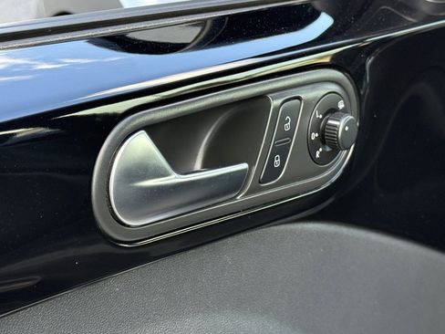 Used 2014 Volkswagen Beetle R-Line image 13