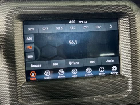 Used 2023 Jeep Wrangler Unlimited AWD/4WD image 35