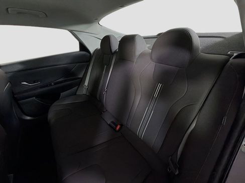 Used 2024 Hyundai Elantra SEL FWD image 23