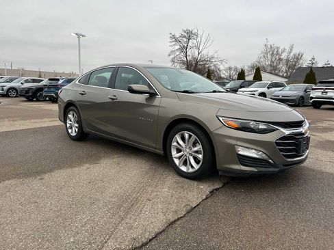 Used 2020 Chevrolet Malibu LT image 9