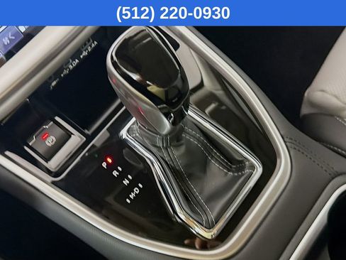 Certified 2025 Subaru Outback Limited image 21