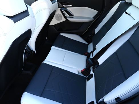 New 2026 BMW X1 xDrive28i w/ Technology Package image 12