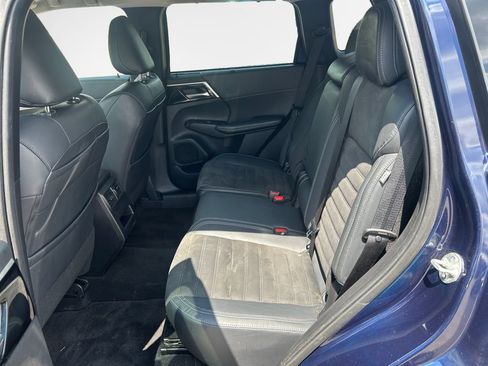 Used 2022 Mitsubishi Outlander SE AWD/4WD image 24