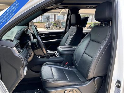 Used 2024 GMC Yukon Denali w/ Denali Reserve Package AWD/4WD image 32
