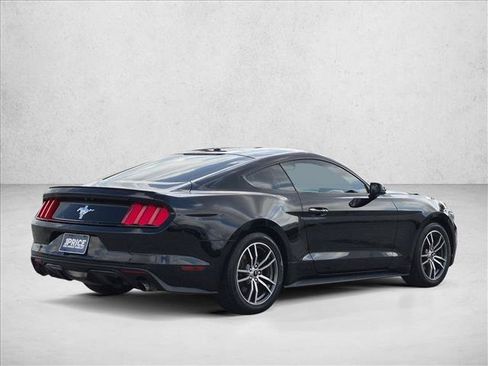 Used 2017 Ford Mustang Premium RWD image 5