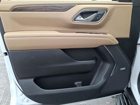 Used 2024 Chevrolet Tahoe Premier image 13