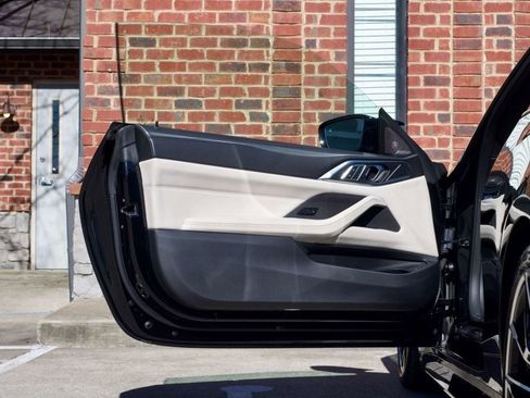 Used 2022 BMW M4 xDrive Competition w/ Executive Package image 22