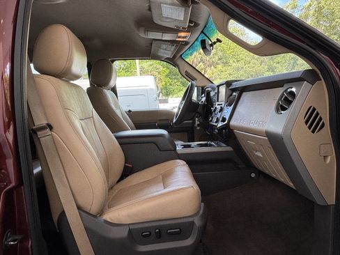 Used 2015 Ford F350 Lariat w/ Lariat Interior Package AWD/4WD image 32