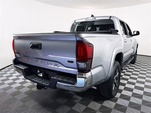 Used 2020 Toyota Tacoma SR5 image 23