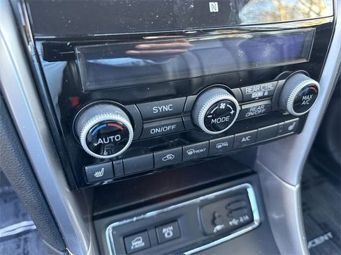 Used 2020 Subaru Ascent Limited w/ Technology Package image 19