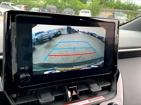 Used 2025 Toyota Corolla SE image 26