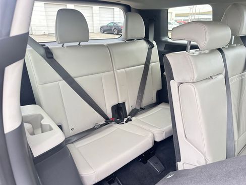 Used 2025 Hyundai Santa Fe SEL image 17