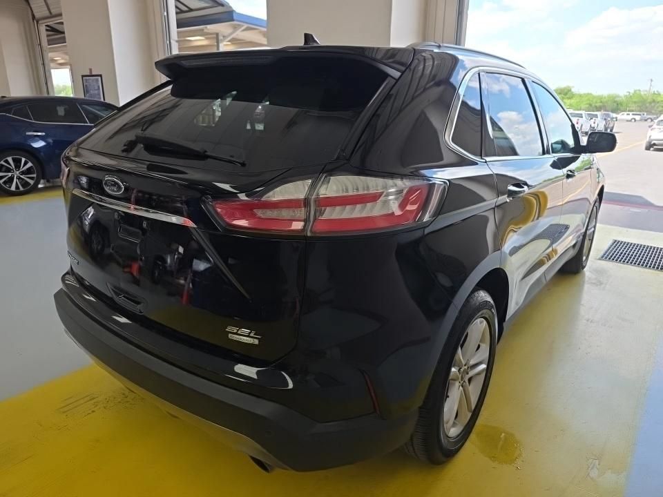 Used 2020 Ford Edge SEL FWD image 2