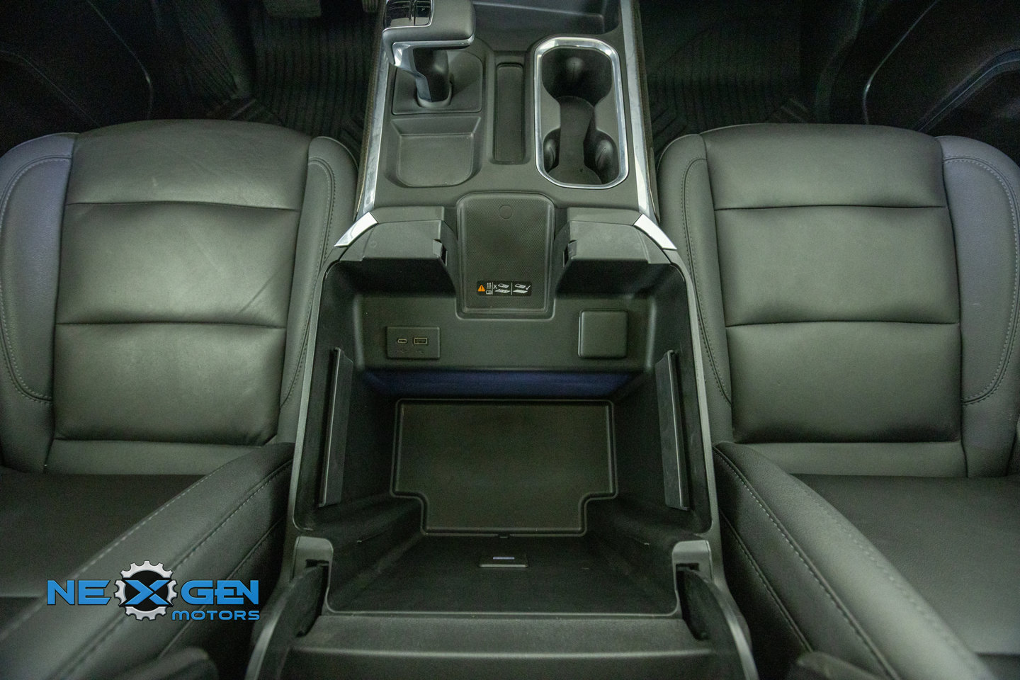 Used 2025 Chevrolet Silverado 1500 RST w/ RST All Star Premium Package AWD/4WD image 33