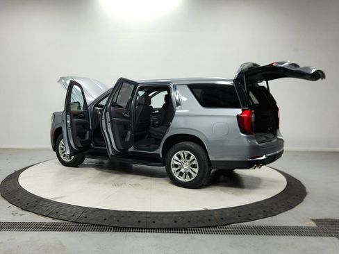 Used 2025 GMC Yukon Denali RWD image 14