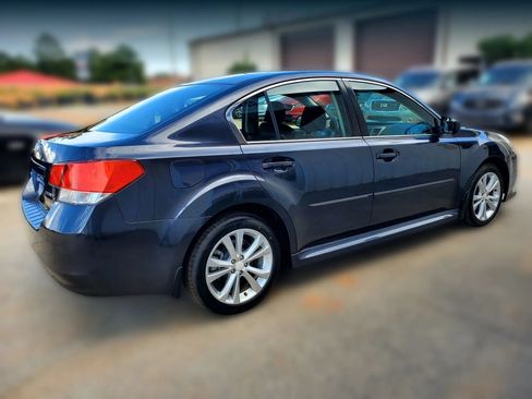 Used 2013 Subaru Legacy 2.5i Premium w/ All-Weather Pkg AWD/4WD image 17