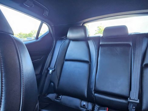Used 2024 MAZDA MAZDA3 s FWD image 25