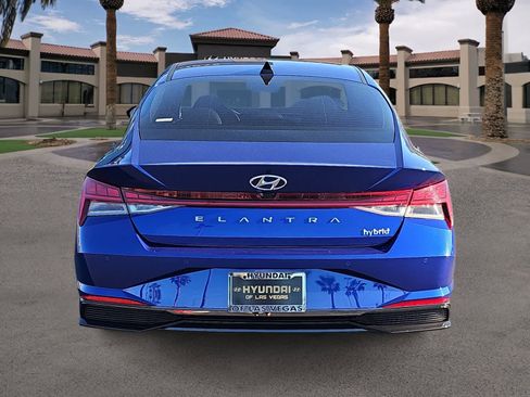 Certified 2023 Hyundai Elantra Limited image 7