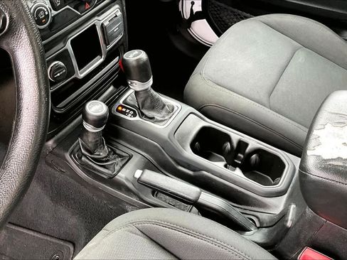 Used 2020 Jeep Wrangler Sport image 20