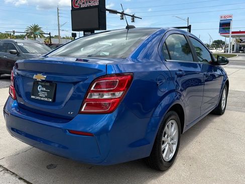 Used 2018 Chevrolet Sonic LT w/ Convenience Package FWD image 5