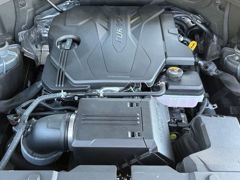 Used 2023 Genesis GV80 2.5T w/ Prestige 20" Package image 9