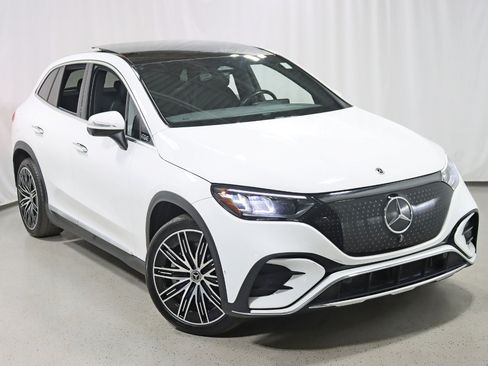 Used 2023 Mercedes-Benz EQE 350+ 4MATIC SUV w/ AMG Line Exterior Package image 6